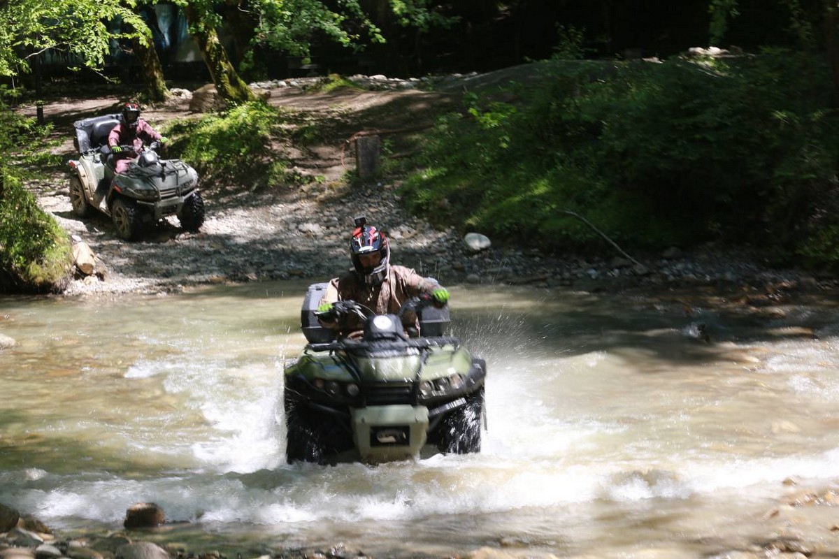 Тур на квадроциклах в Ейске по Сухому и Мокрому каньонам